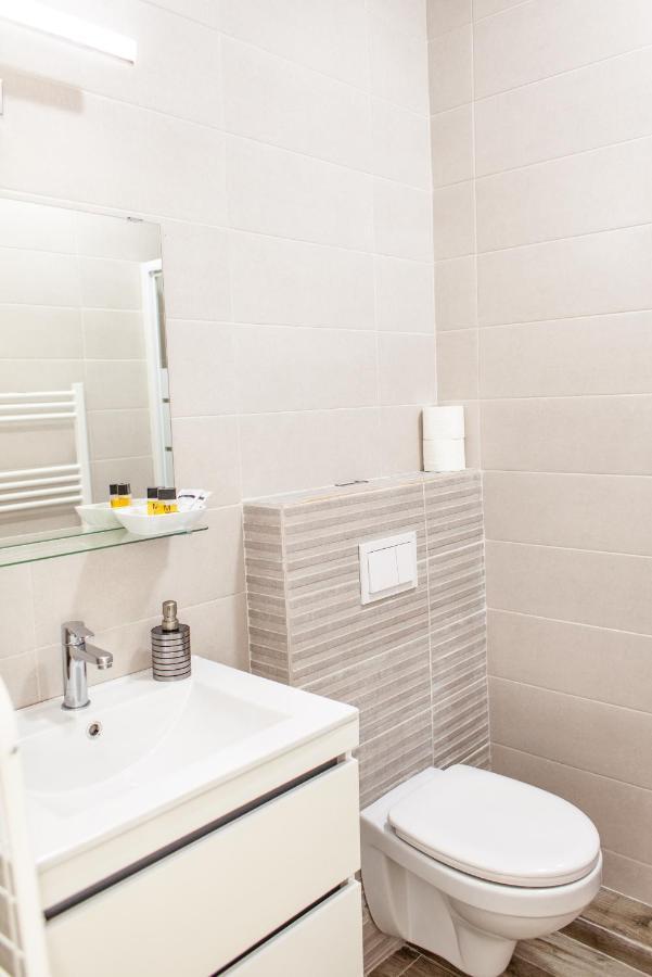 Sunny Studio Apartment Iasi Extérieur photo